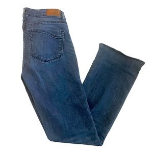 Express Supersoft Barely Boot Jeans, 6s